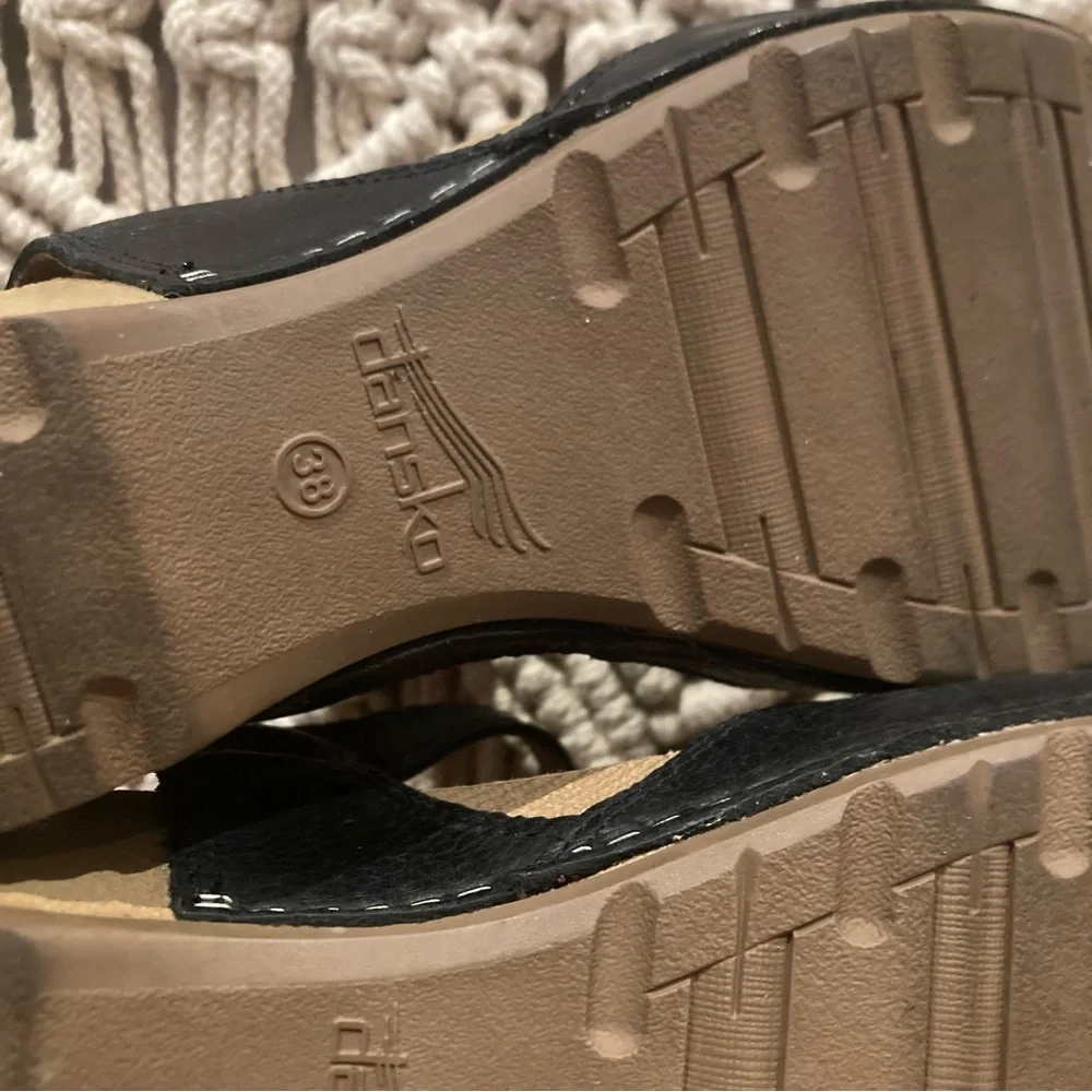 Dansko Tricia Black Milled Burnished Strappy Chunky Wooden Clogs - Picture 10 of 12